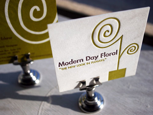 Post image for Modern Day Floral’s Simple Business Card